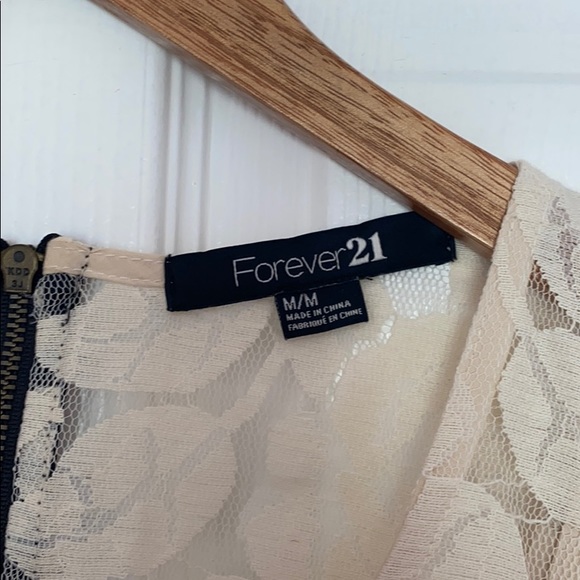 Forever 21 Lace Dress - Picture 4 of 4